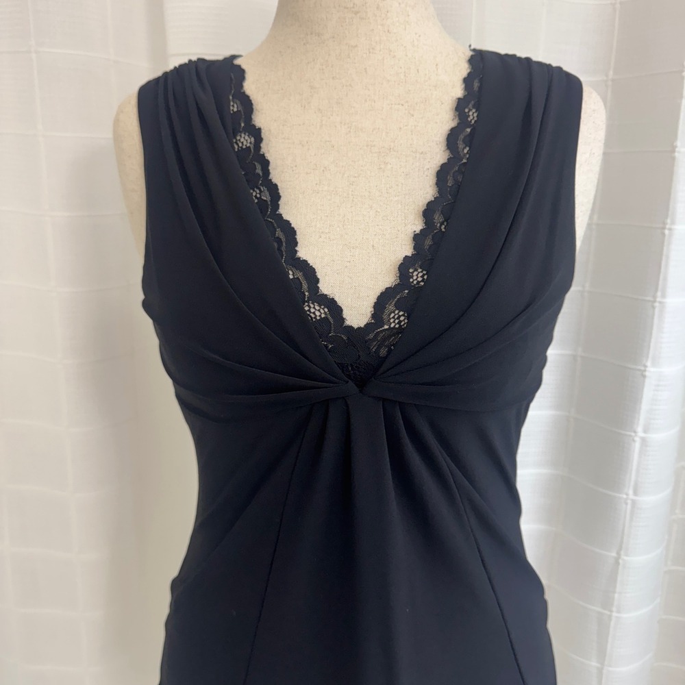 White House Black Market Black Lace Trim Twist Front Sleeveless Top Small